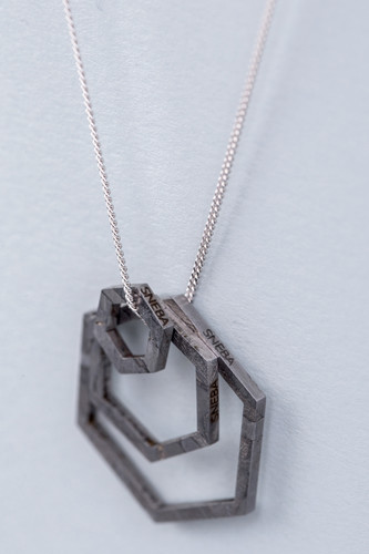 Meteorite pendant SNEBA Hexagon
