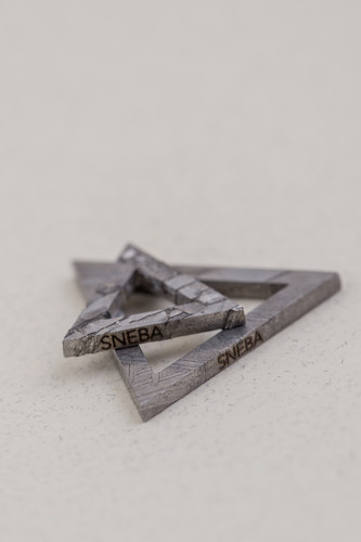 Meteorite pendant SNEBA Triangle 