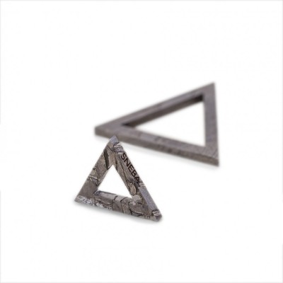 Meteorite pendant SNEBA Triangle 