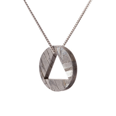 Meteorite pendant SNEBA Triangle In