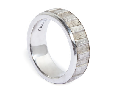 Seymchan meteorite ring